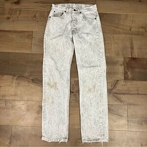 Vintage Levi’s Women’s 501 27x31 (tag 29x32) Gray White Denim Jeans Button Fly